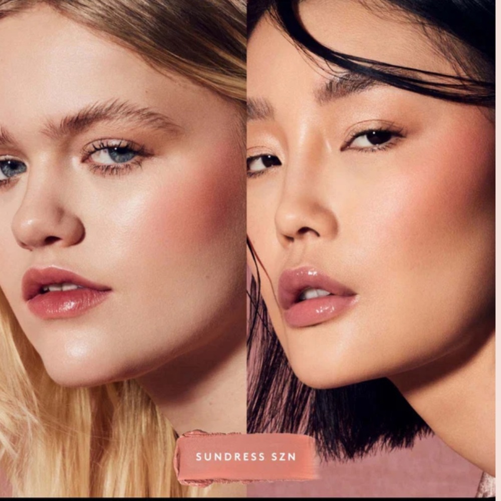 Fenty Beauty by Rihanna
Fenty Cheeks Suede Waterproof Powder Blush - Picture 3 of 6